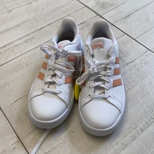 NWT adidas Grand court sneakers size 8.5
